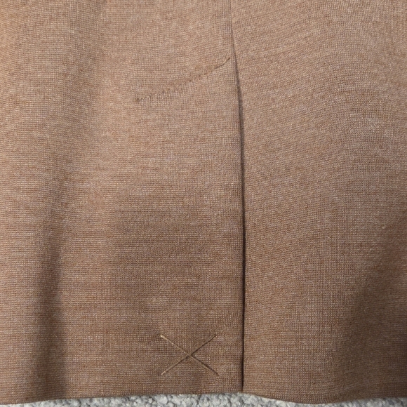 H&M | Stretch Knit Women's Tan Blazer - Picture 4 of 9